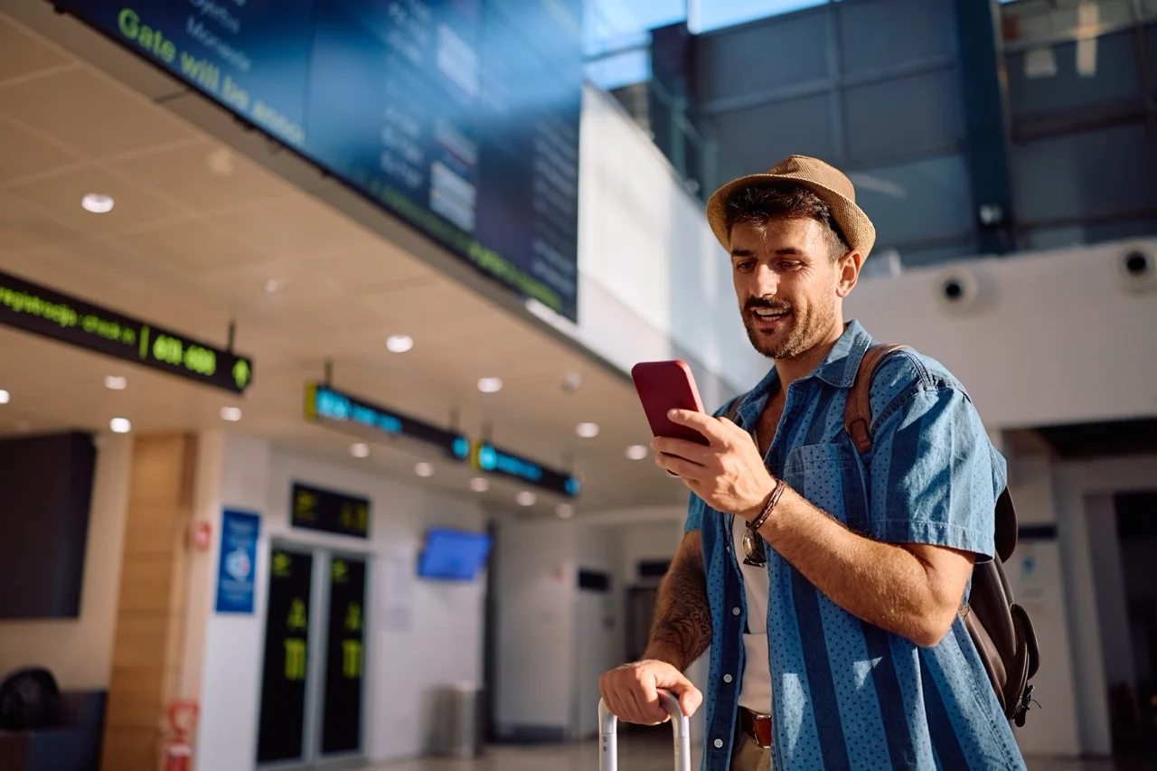 Man using eSim