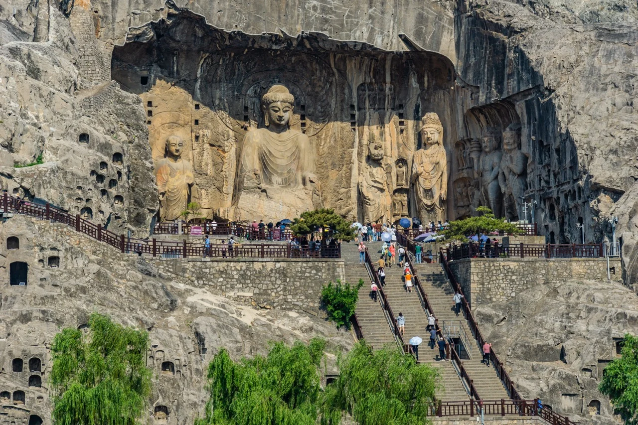 Longmen Grottoes Buddhist Temple Luoyang Large