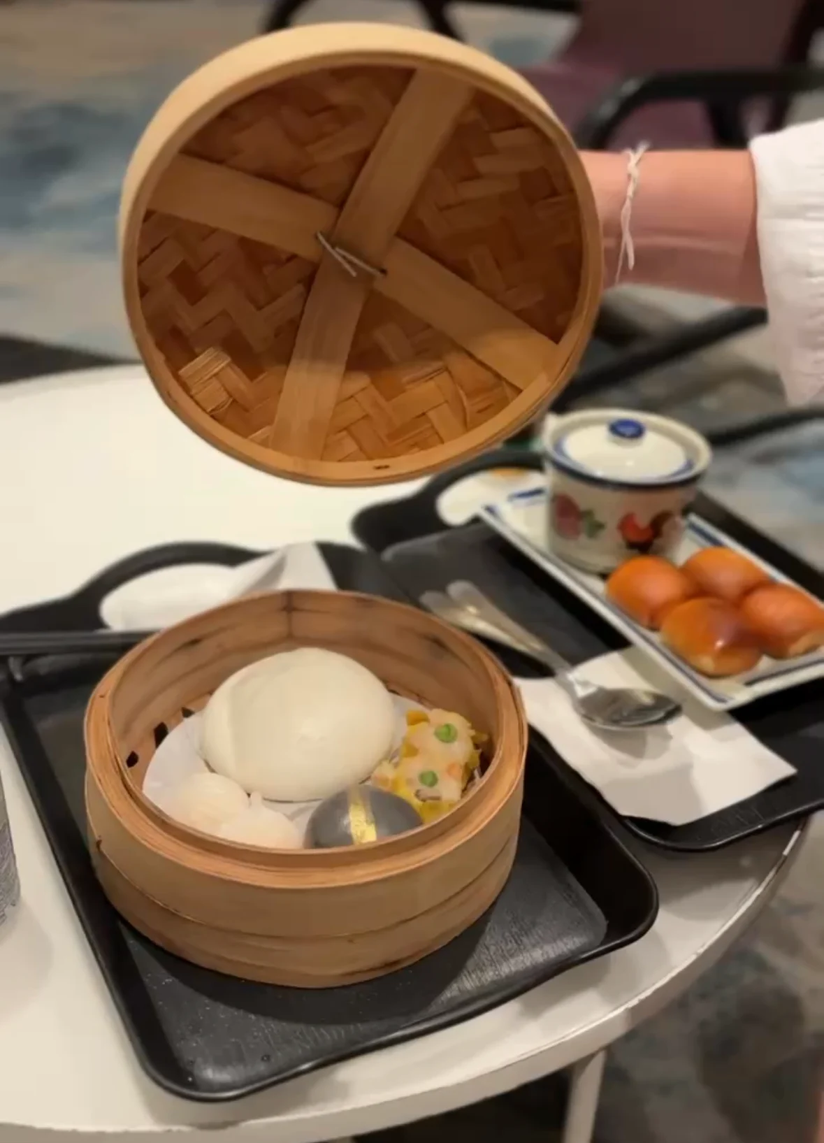 Dim Sum In Jewel Lounge Changi